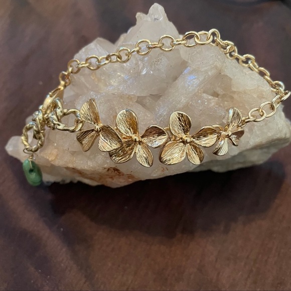 4 leaf clover gold-tone chain, link bracelet - Picture 4 of 7
